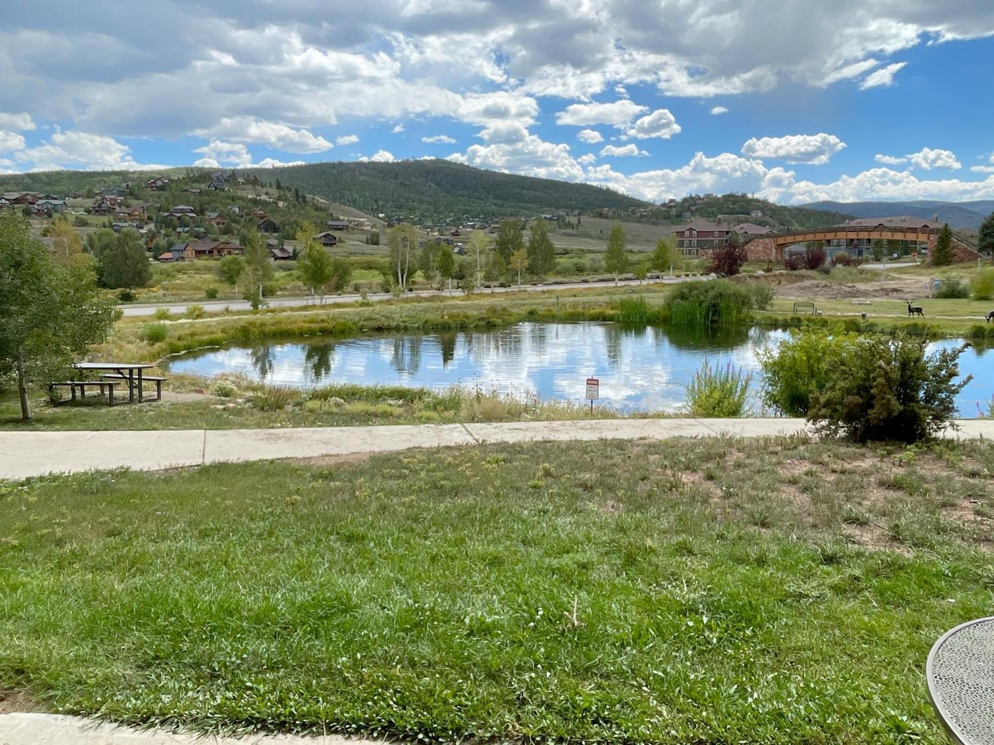 Appartement Relax, Adventure, Views, Amenities+Memories à Granby Extérieur photo